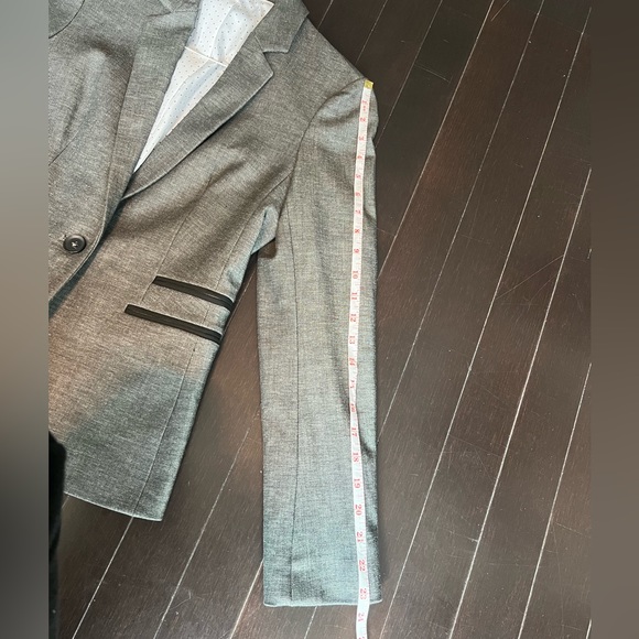 Charcoal Ladies Blazer - Picture 6 of 8